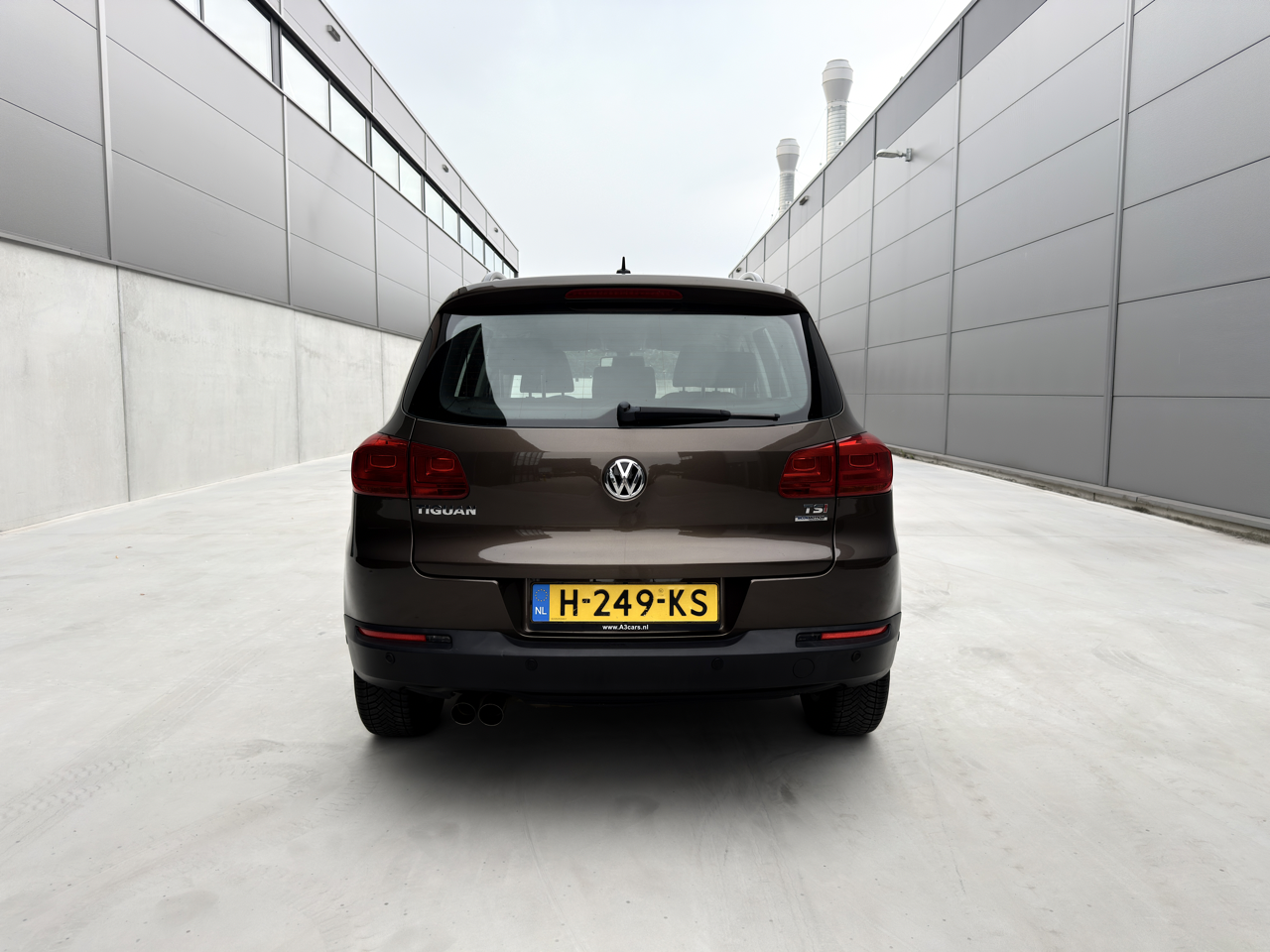 Volkswagen Tiguan achterkant aanzicht