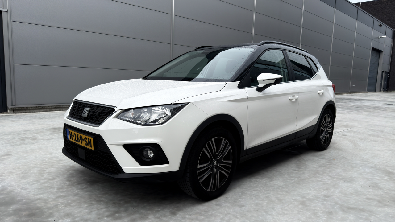 Seat Arona linksvoor aanzicht