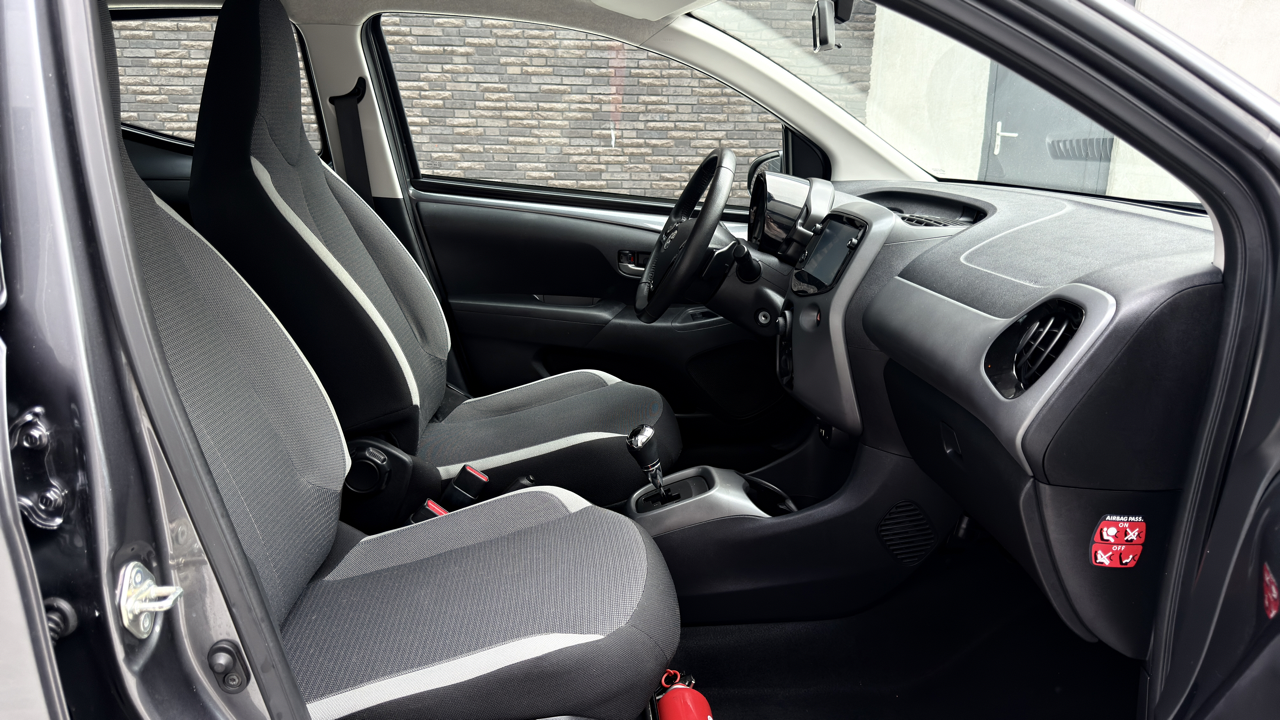 Toyota Aygo passagierskant aanzicht