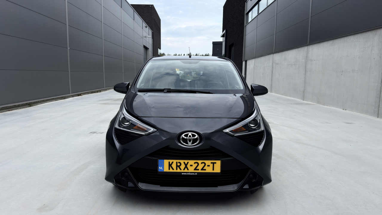 Toyota Aygo voorkant aanzicht