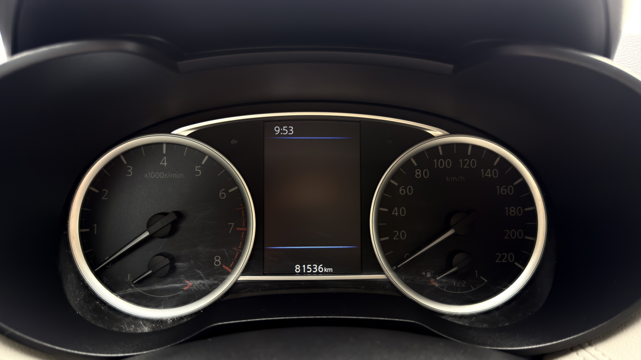 Nissan Micra dashboard interieur