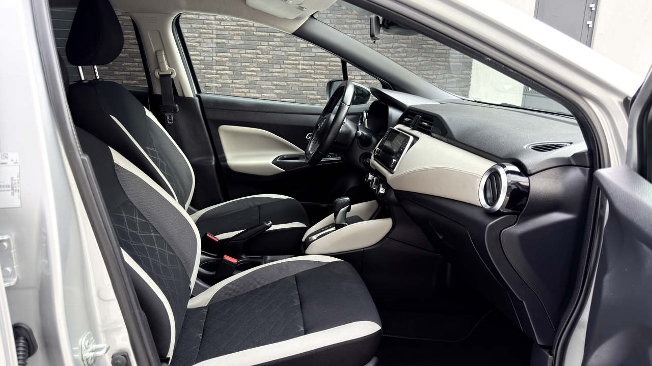 Nissan Micra passagierskant aanzicht